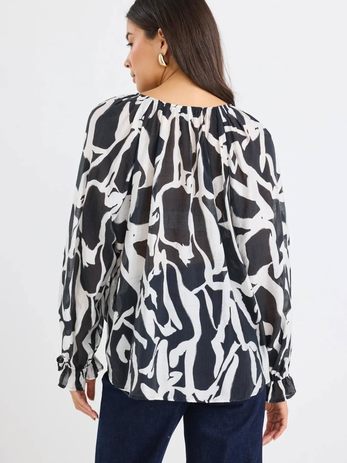 AMONG THE BRAVE Refine Top Black/Cream Squiggle Print