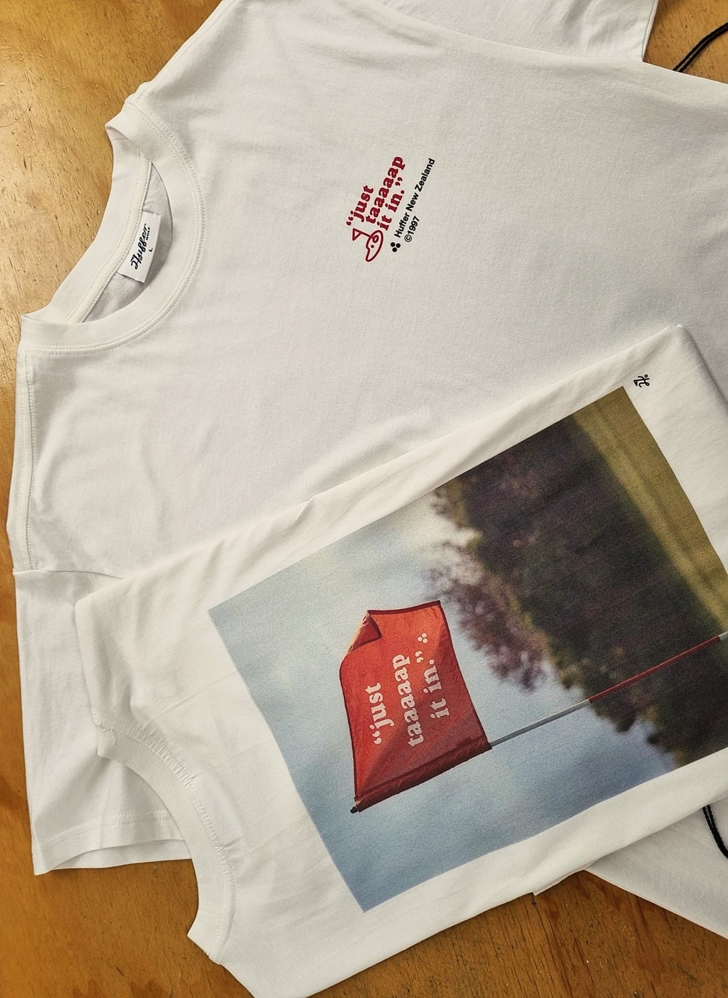 HUFFER Taaaaap it In Sup Tee Chalk