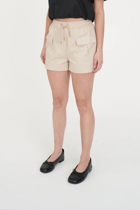 HUFFER Lin-In Skipper Short Natural