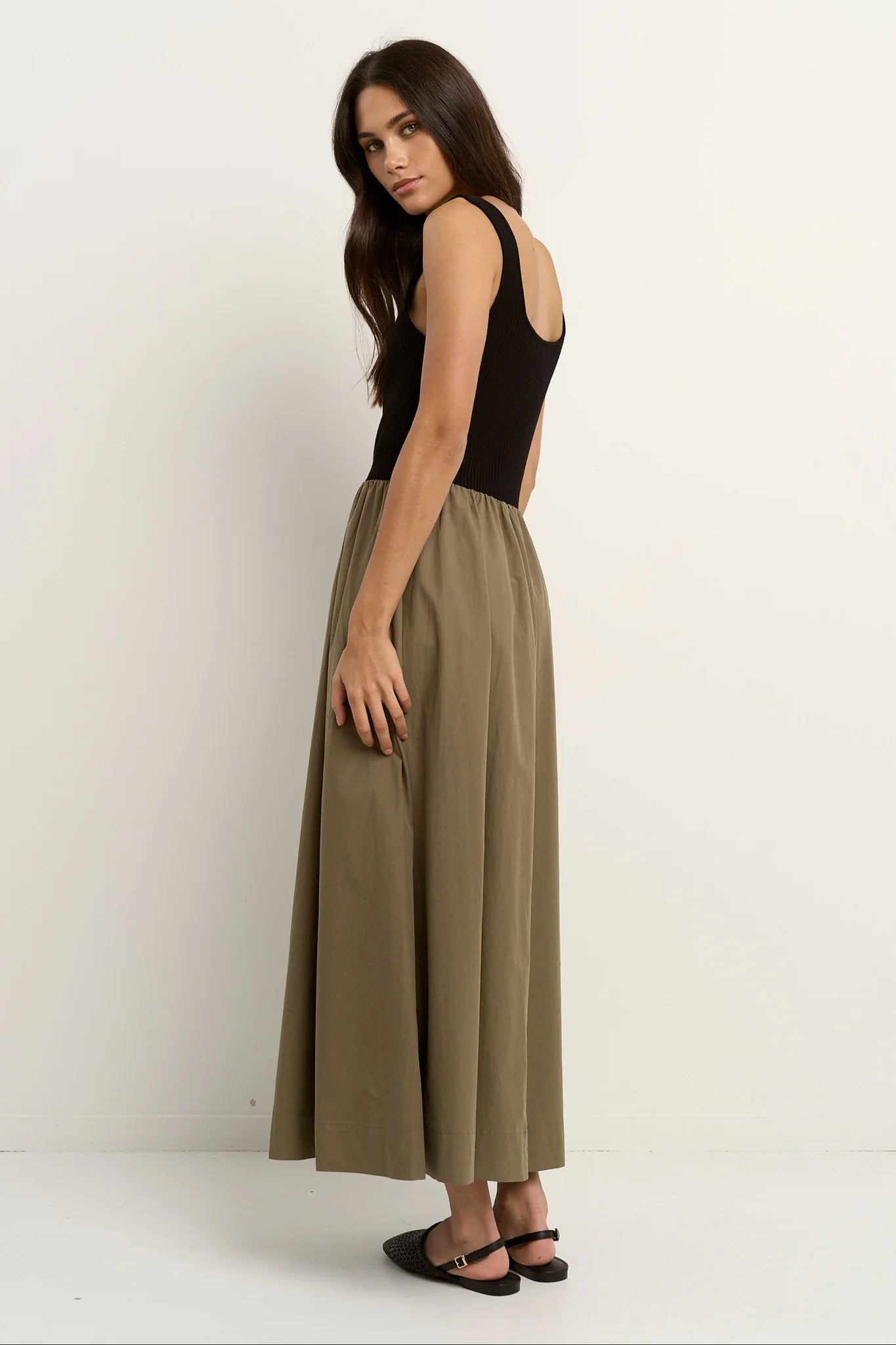 REUNION Obsidian Dress Black Khaki