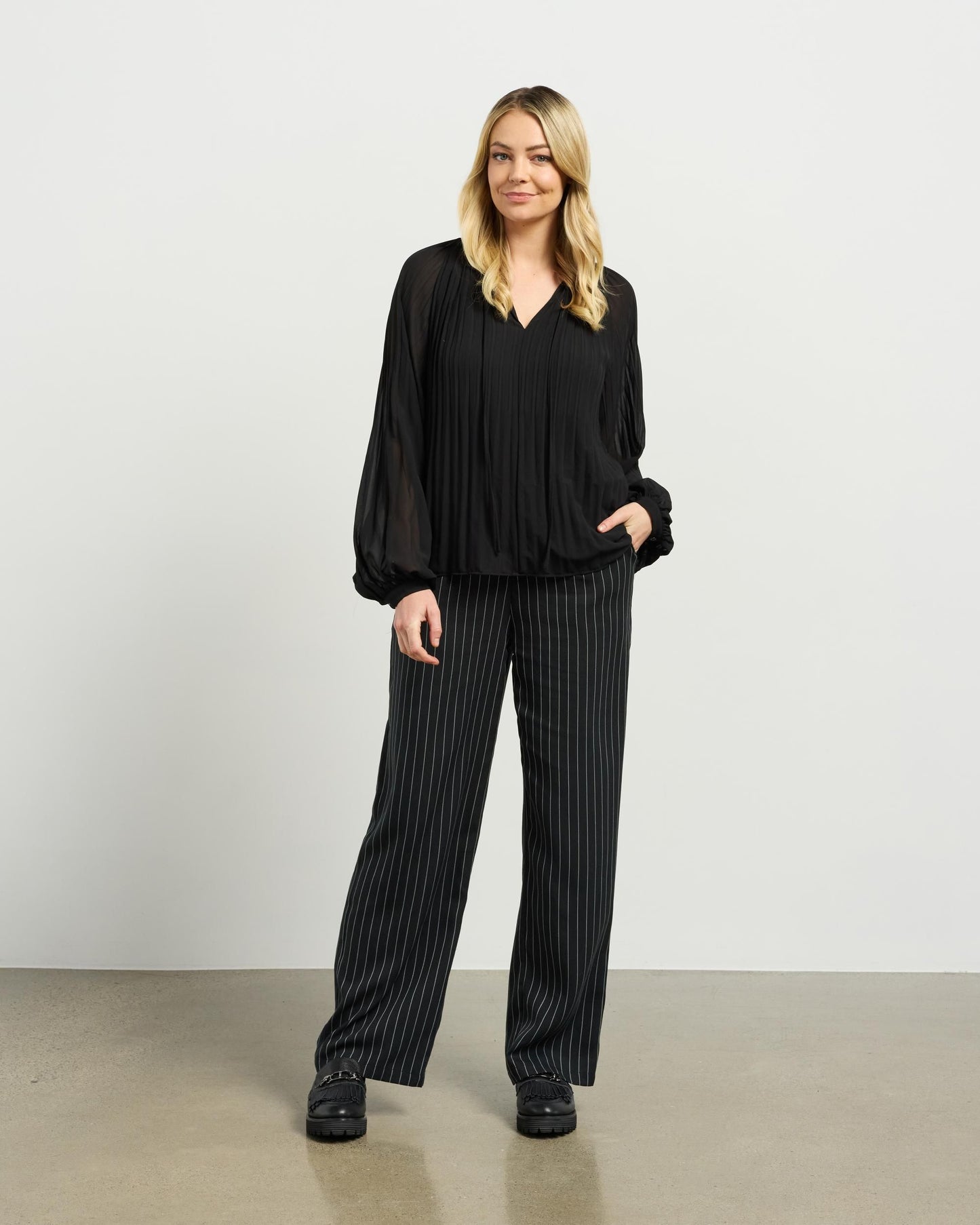 ET ALIA Sienna Blouse Black