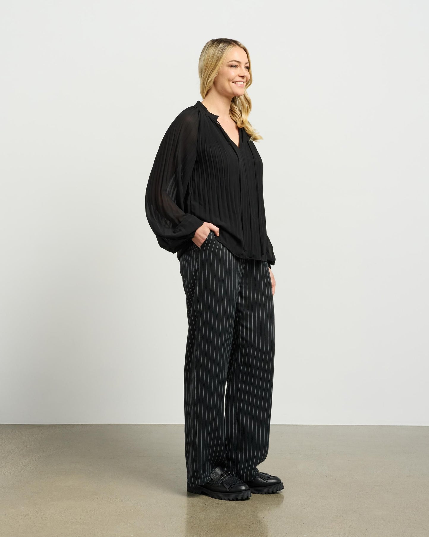 ET ALIA Sienna Blouse Black