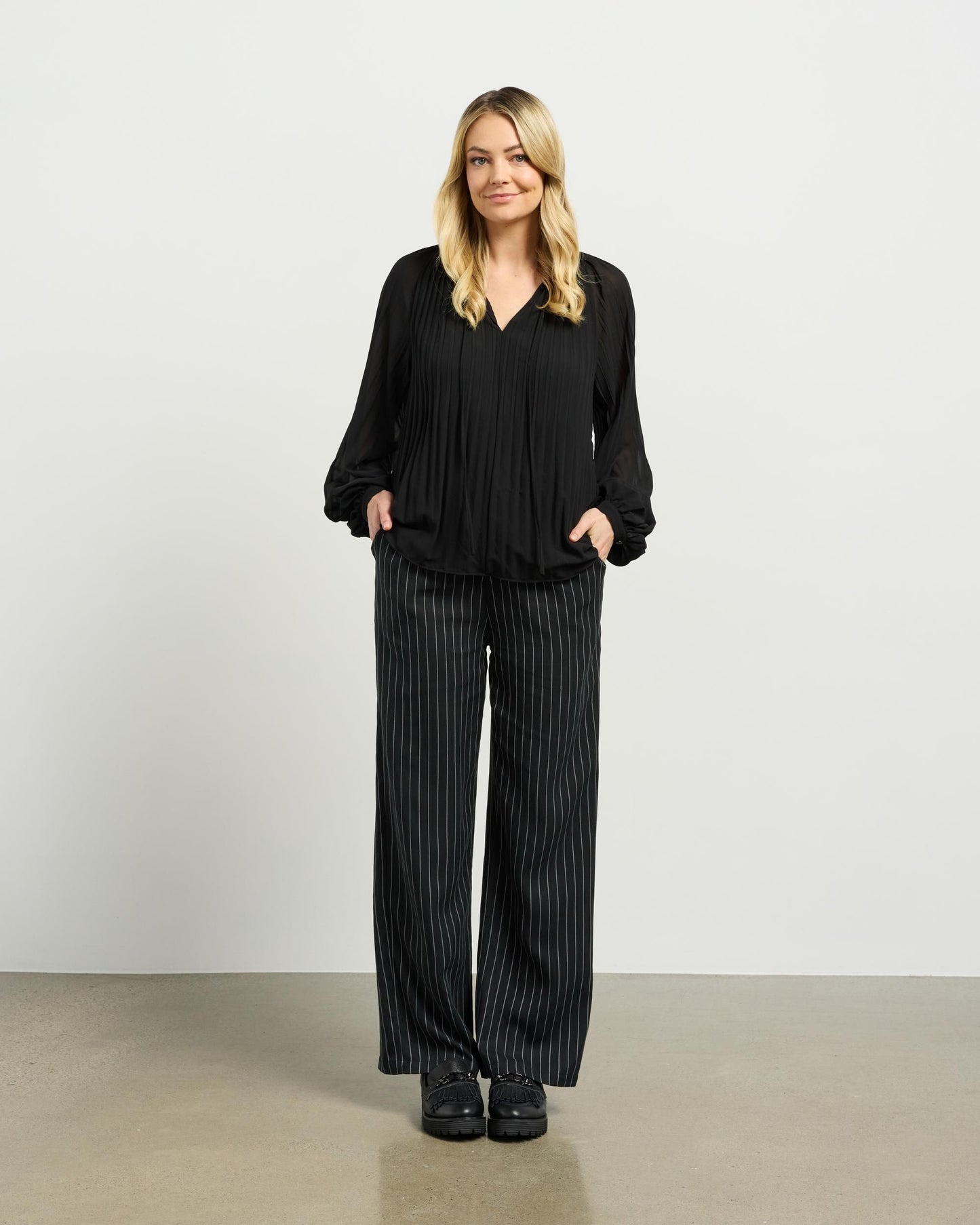 ET ALIA Sienna Blouse Black