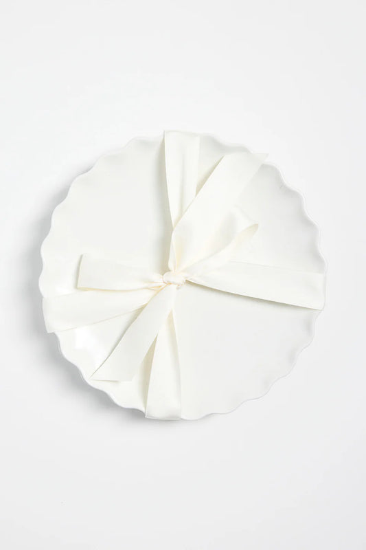 WILLOW+MAE Wavey Edge White Set of 2 Plates