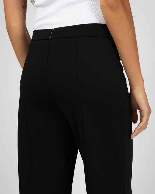 SILENT THEORY Alia Pant Black