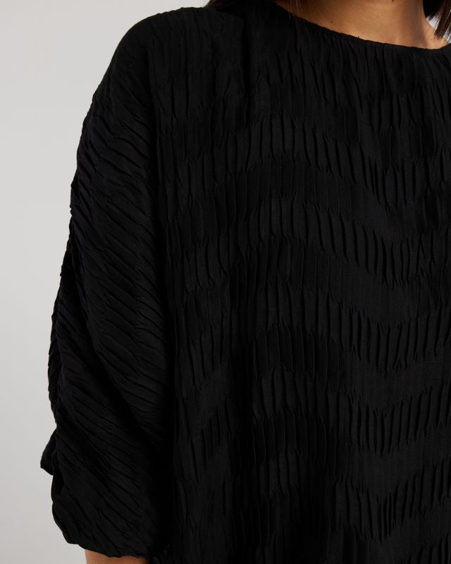 ET ALIA Aura Top Black Noir Pleat