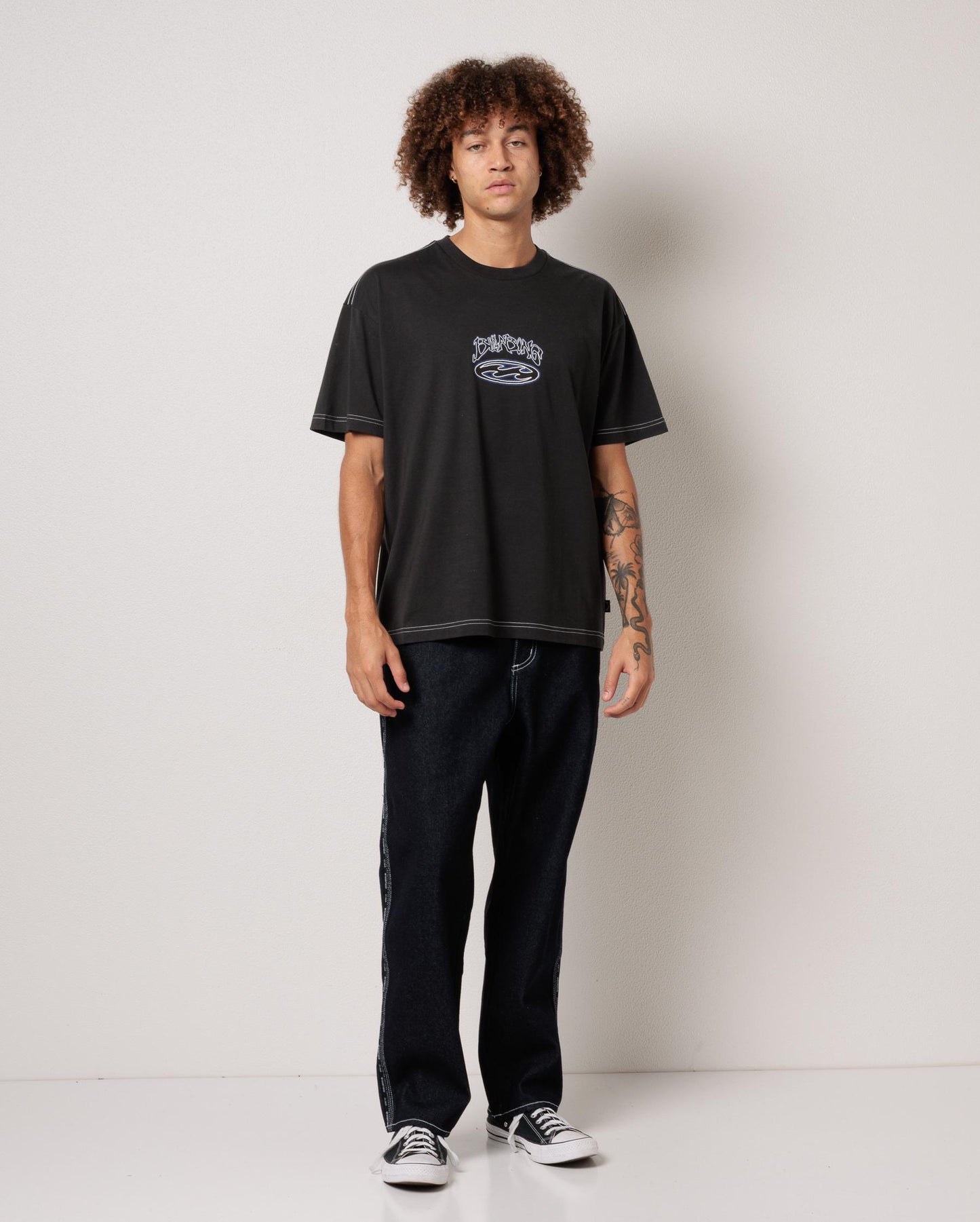 BILLABONG Bad Dog OG Tee Washed Black