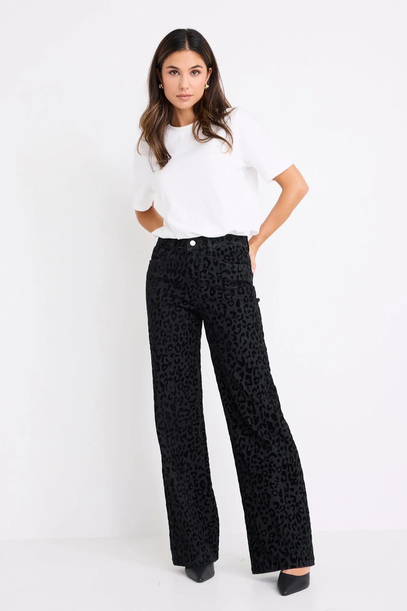 STORIES BE TOLD Belmont Animal Wide Leg Jean Black