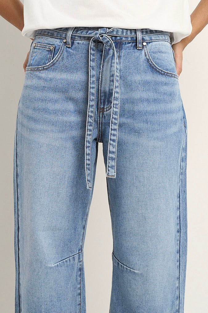 STORIES BE TOLD Campus Tie Waist Barrel Jean Light Blue