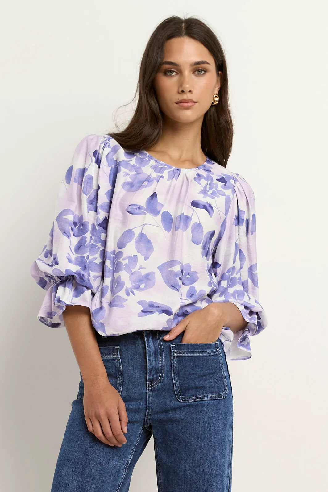 IVY + JACK Candid Top Ivory Blue