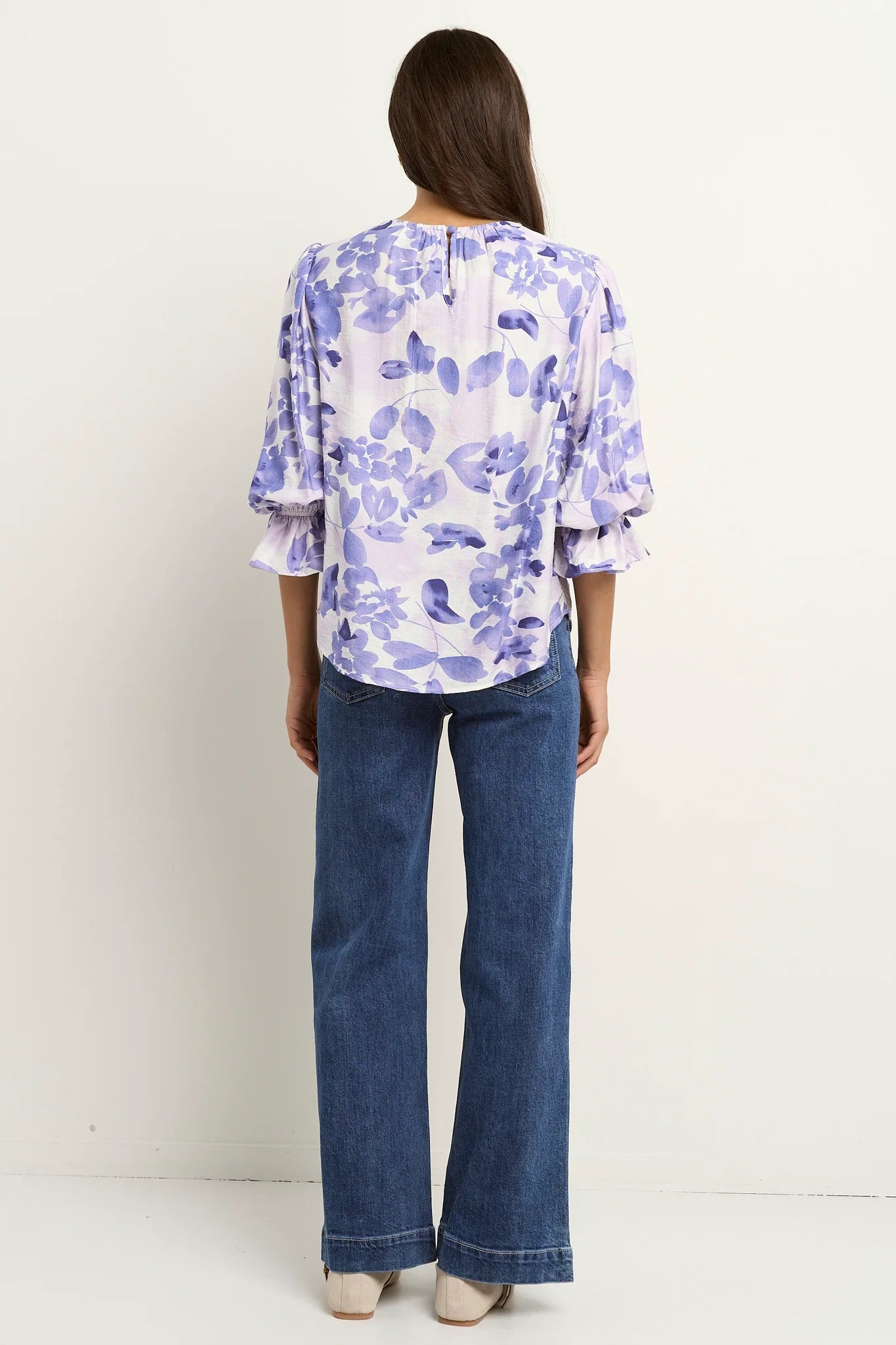 IVY + JACK Candid Top Ivory Blue