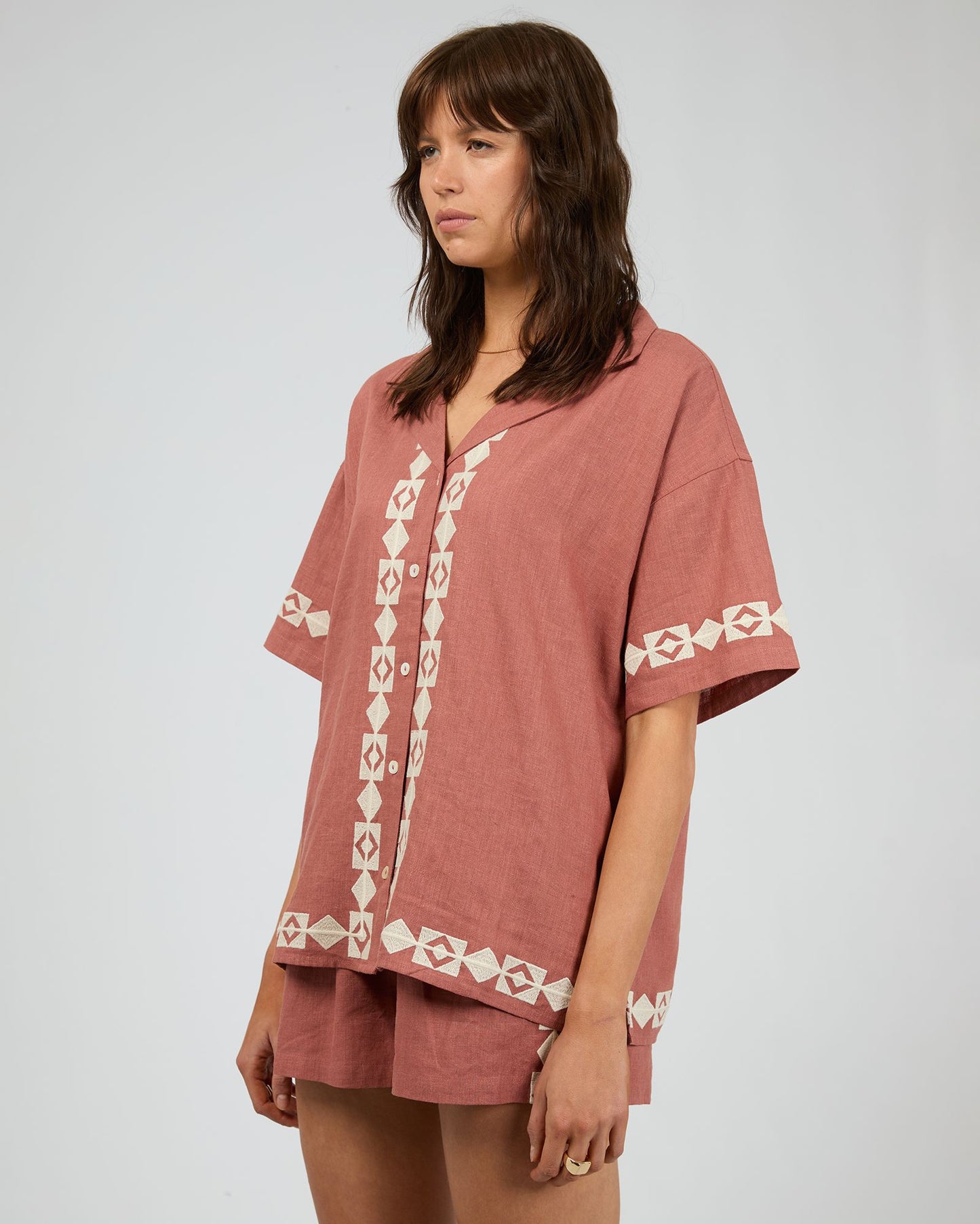 Silent Theory Capri Shirt Clay