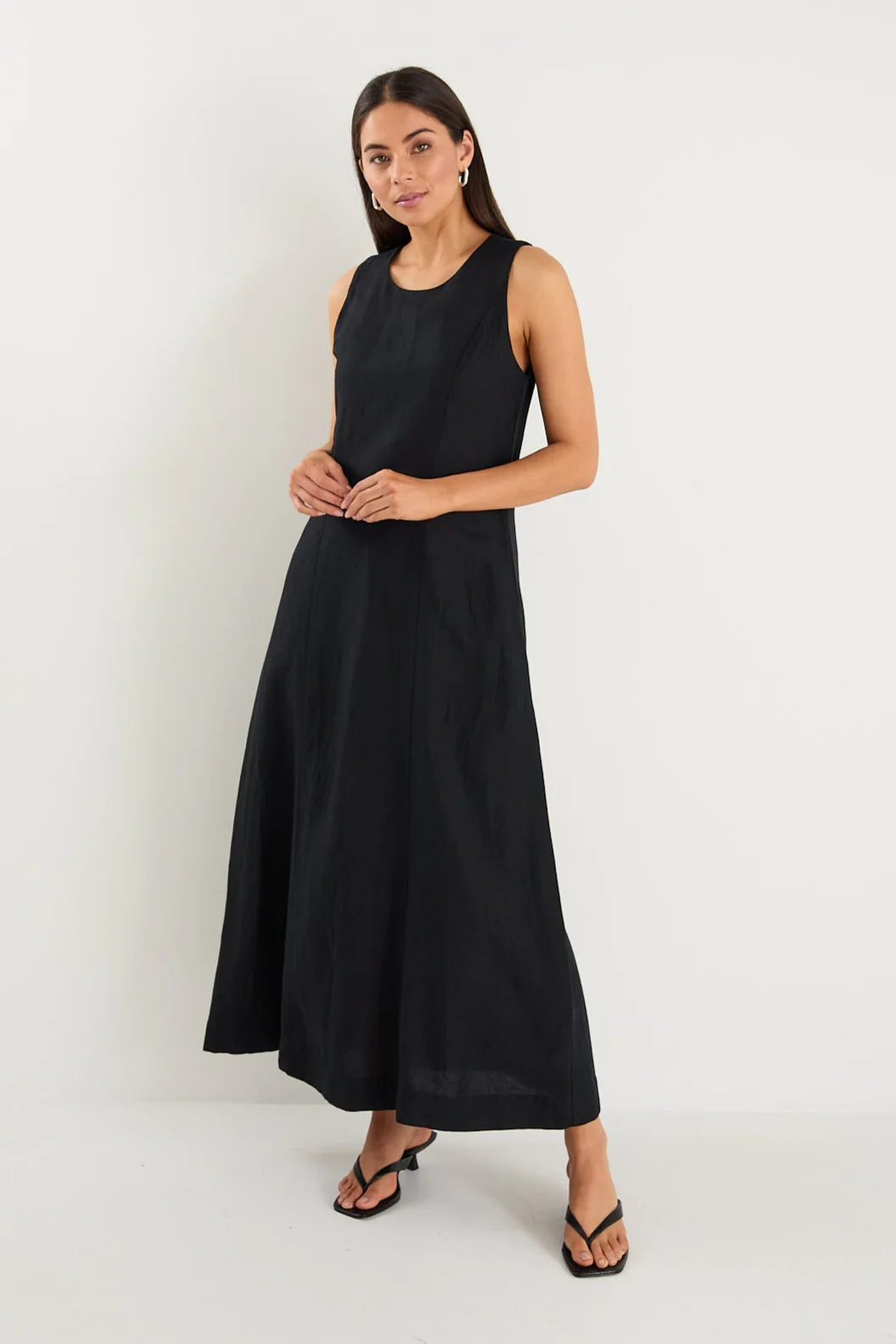 REUNION Easygoing Black Linen Sleeveless Dress