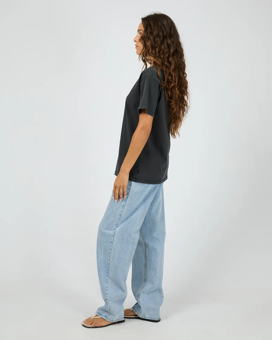 SILENT THEORY Handdrawn Tee Washed Black