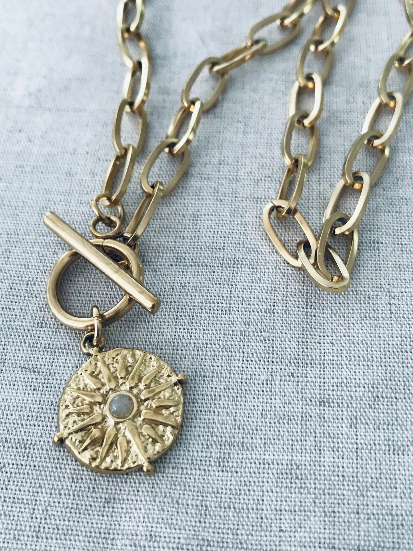TWIGG JEWELLERY Liebe Necklace Gold