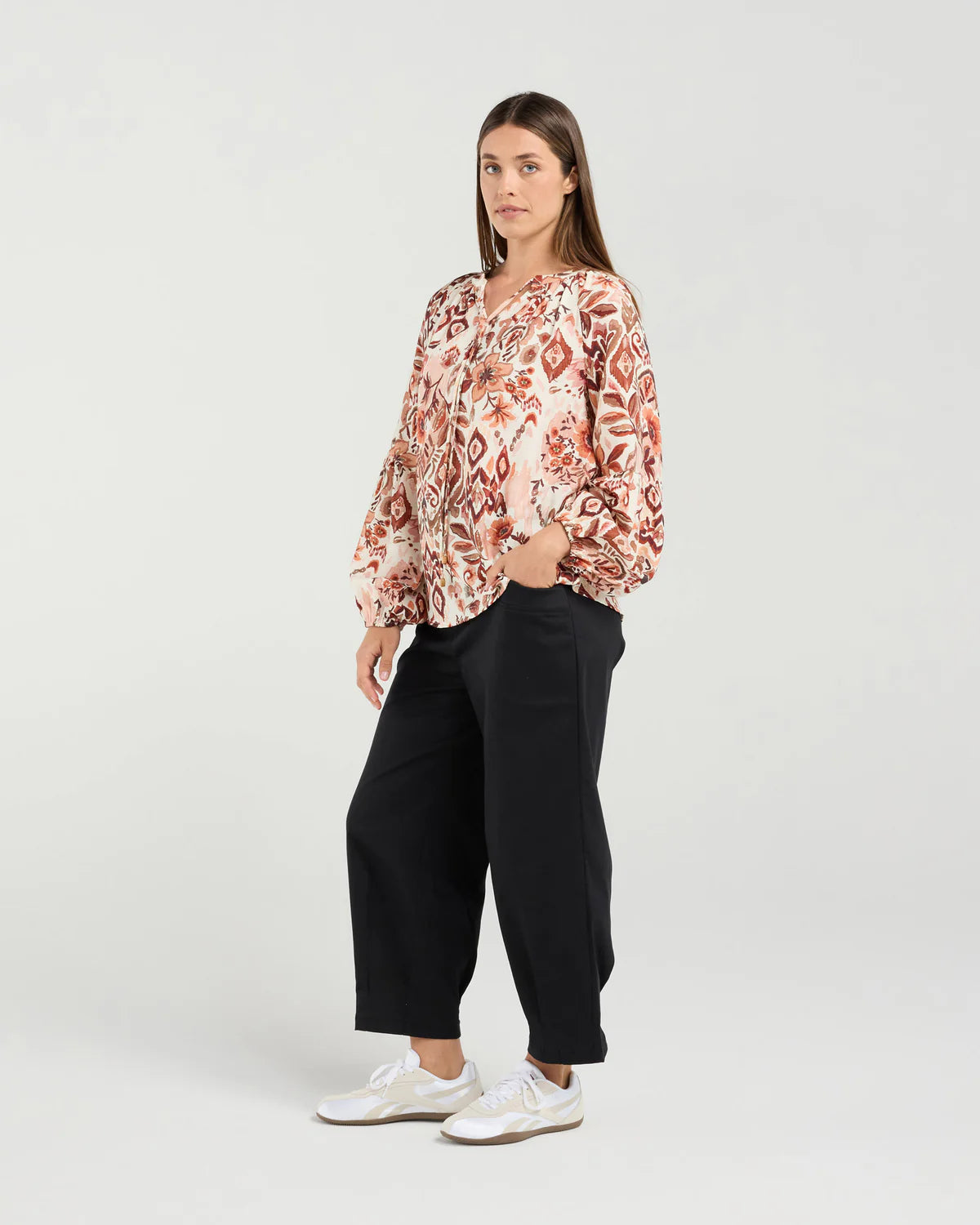 BLACKSTONE Monica Gathered Sleeve Top Shiraz Floral