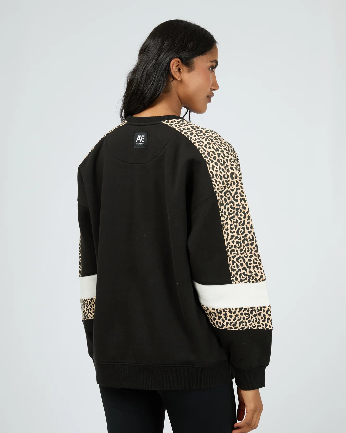 ALL ABOUT EVE Savannah Oversized Crew Black