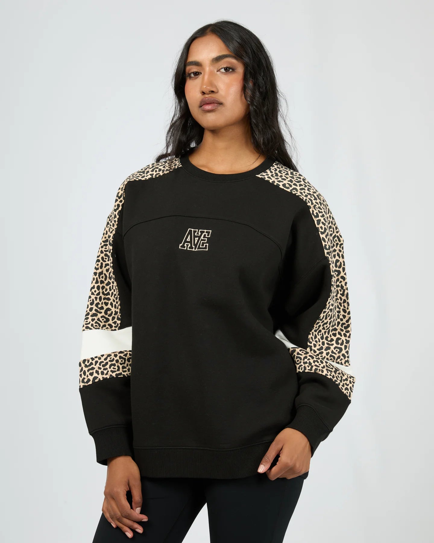 ALL ABOUT EVE Savannah Oversized Crew Black
