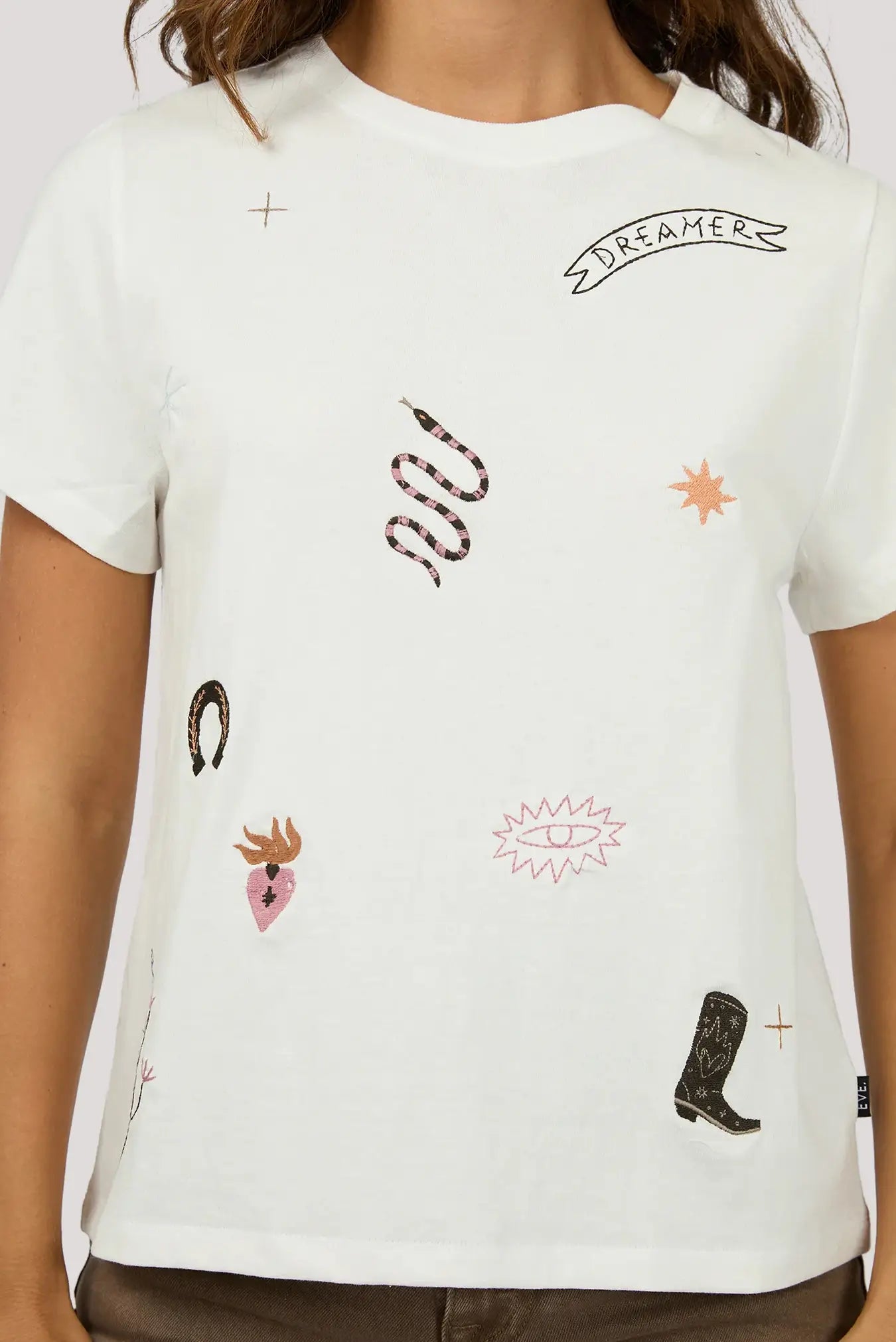 ALL ABOUT EVE Western Dreamer Regular Tee Vintage White