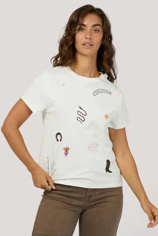 ALL ABOUT EVE Western Dreamer Regular Tee Vintage White