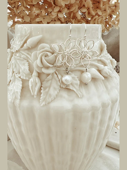 TWIGG JEWELLERY Wired Beauty Pearl Droplet Earrings