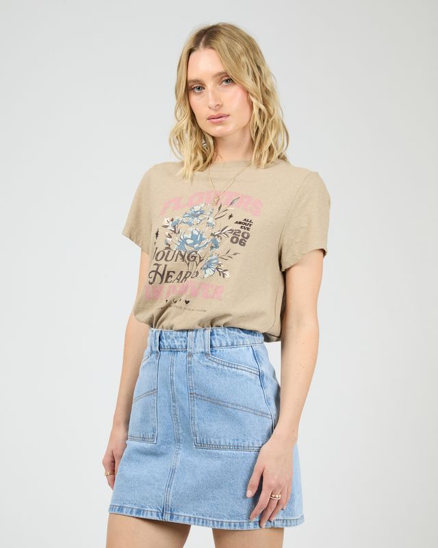 ALL ABOUT EVE Young Hearts Tee Stone