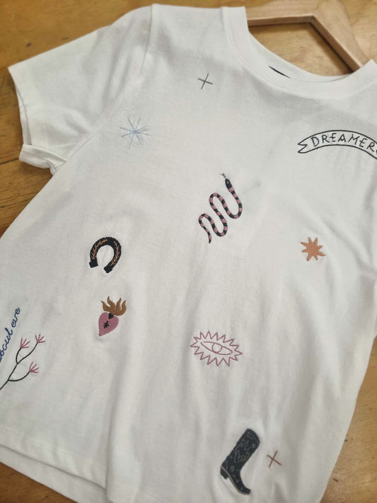ALL ABOUT EVE Western Dreamer Regular Tee Vintage White