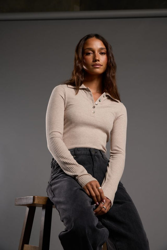 SILENT THEORY Aria Knit Long Sleeve Top Oat