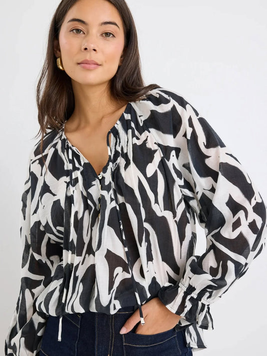 AMONG THE BRAVE Refine Top Black/Cream Squiggle Print
