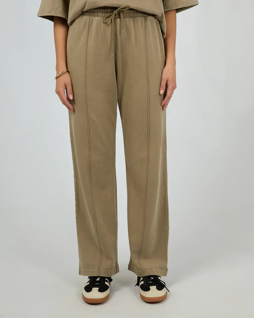 SILENT THEORY Nara Wide leg Trackpant