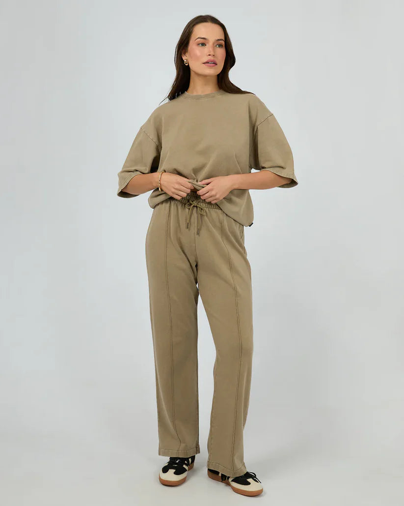 SILENT THEORY Nara Wide leg Trackpant