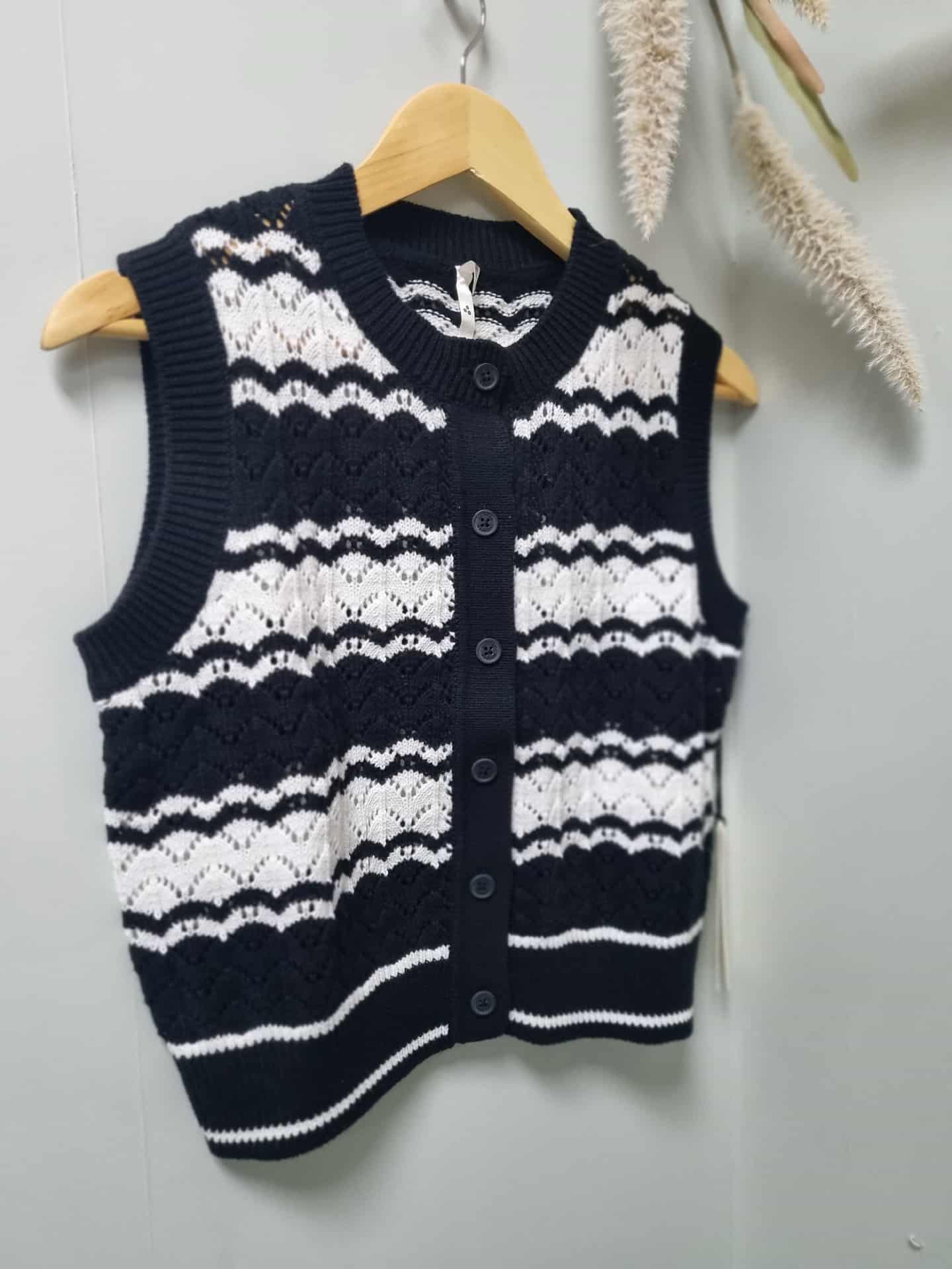 HUFFER Ziggy Stripe Knit Vet