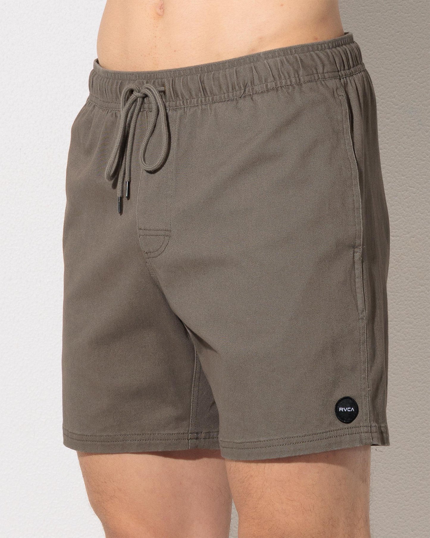 RVCA Escape Elastic Walkshorts Mushroom
