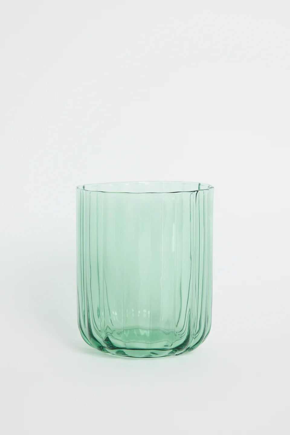 WILLOW+MAE Fluted Green Tumbler Glass