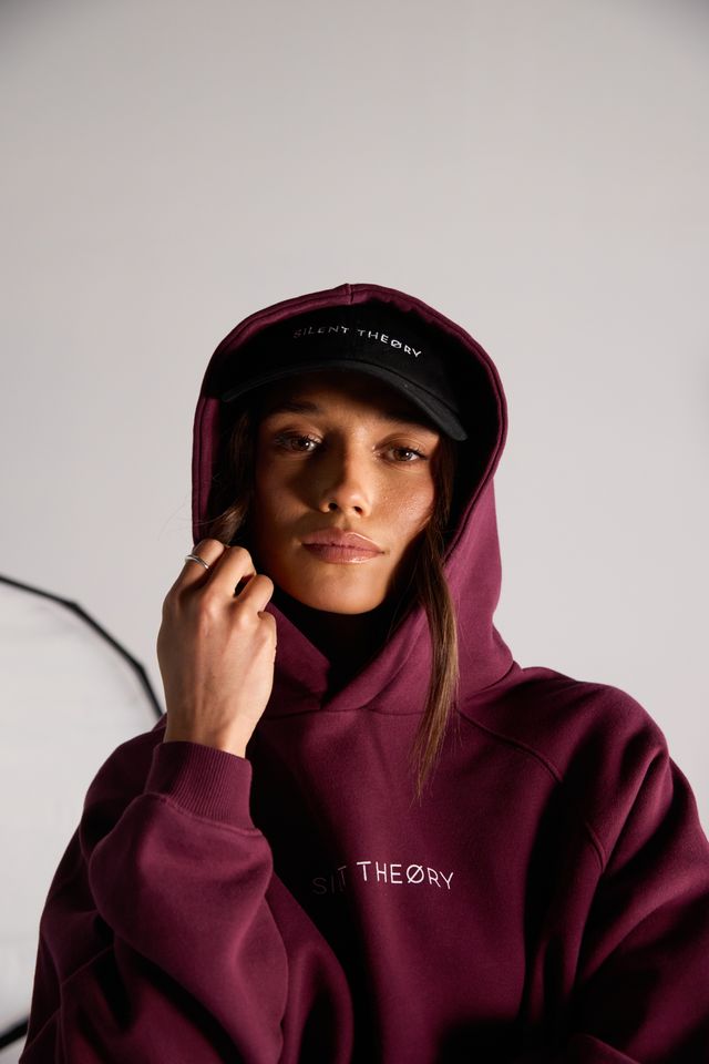 SILENT THEORY Logo Hoodie Cherry