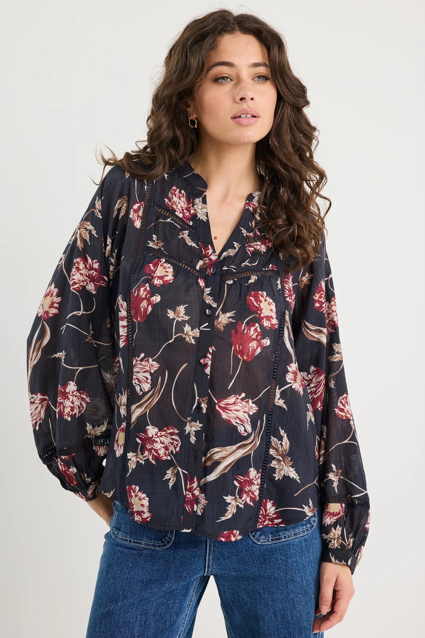 IVY + JACK Instrumental Lace Insert Pin Tuck Long Sleeve Top Wildflowers