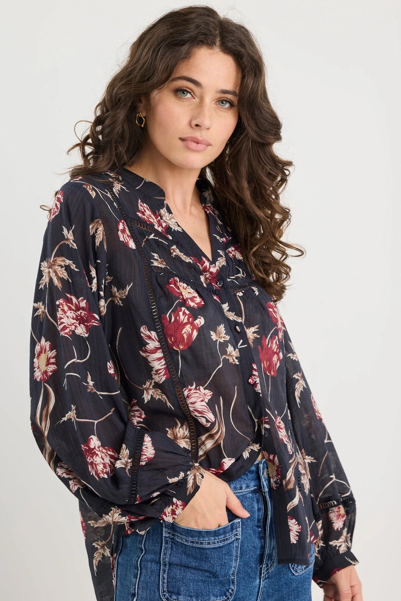 IVY + JACK Instrumental Lace Insert Pin Tuck Long Sleeve Top Wildflowers