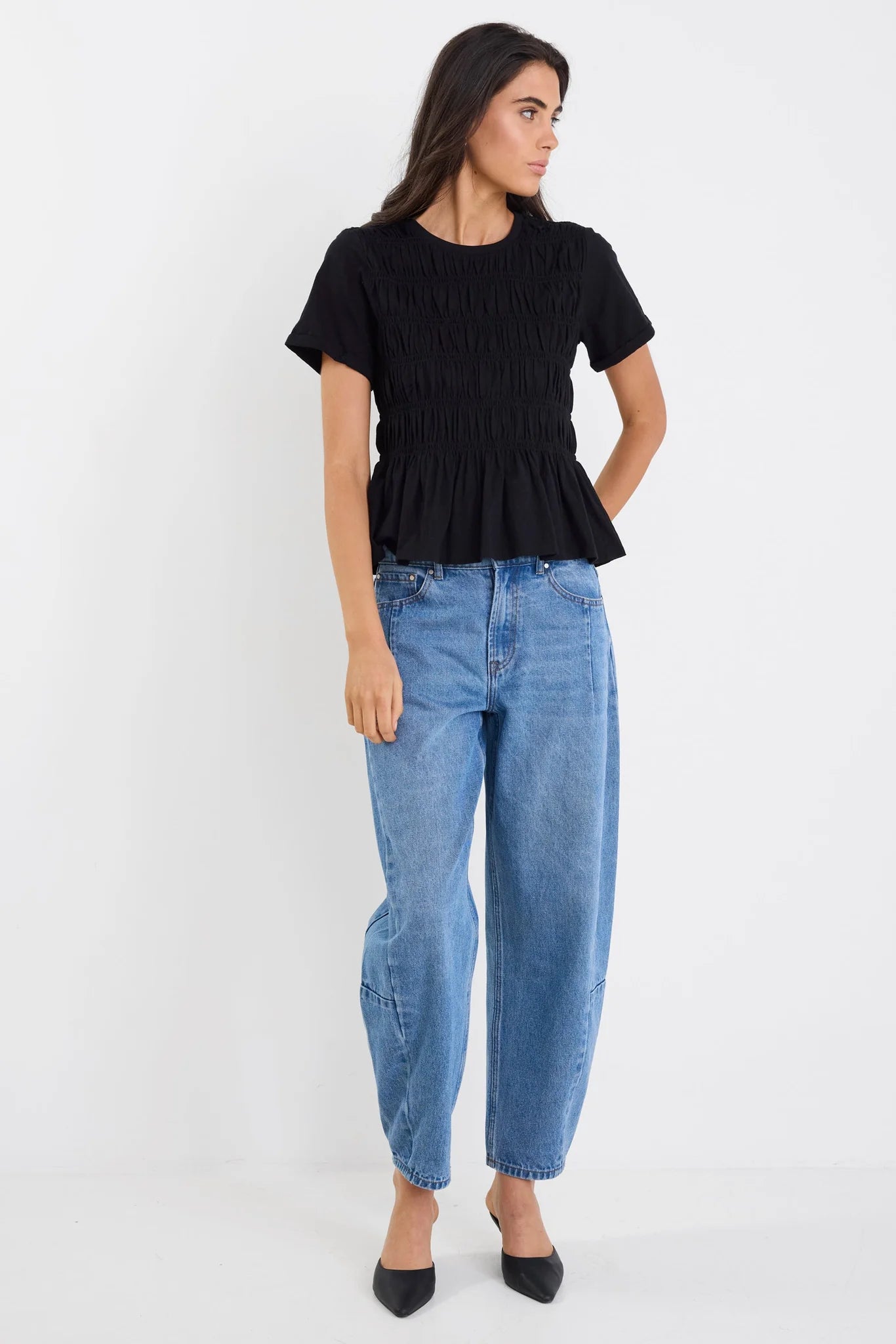 STORIES BE TOLD Neat Slub Shirred Detail Tee Black