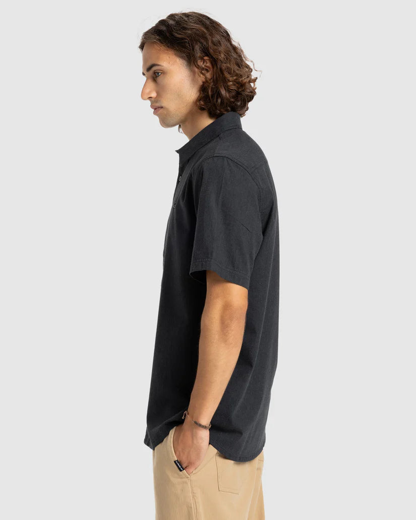 QUIKSILVER Premium Stretch Short Sleeve Shirt Black