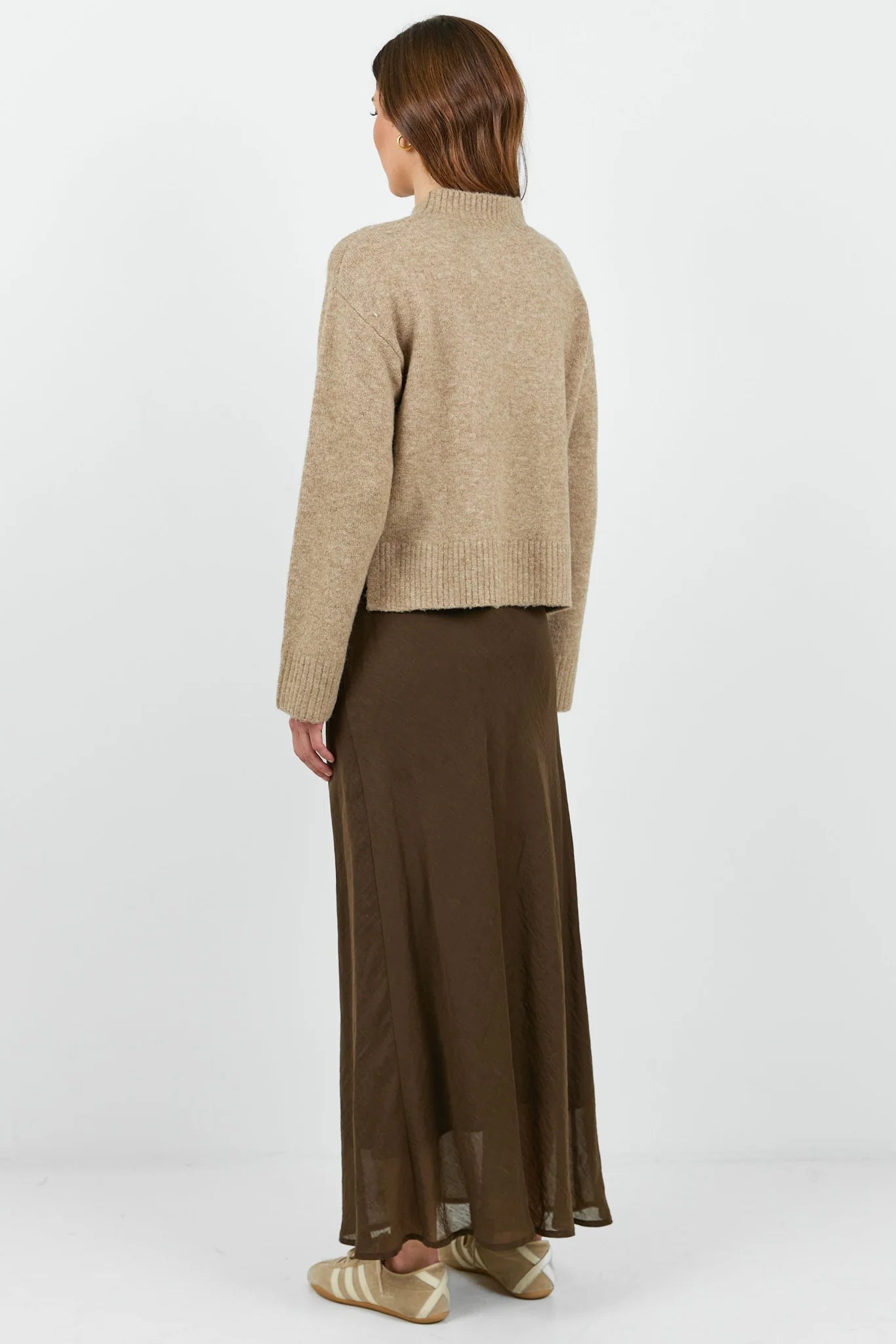 STORIES BE TOLD Sahara Luxe Linen  Blend Maxi Skirt Chocolate
