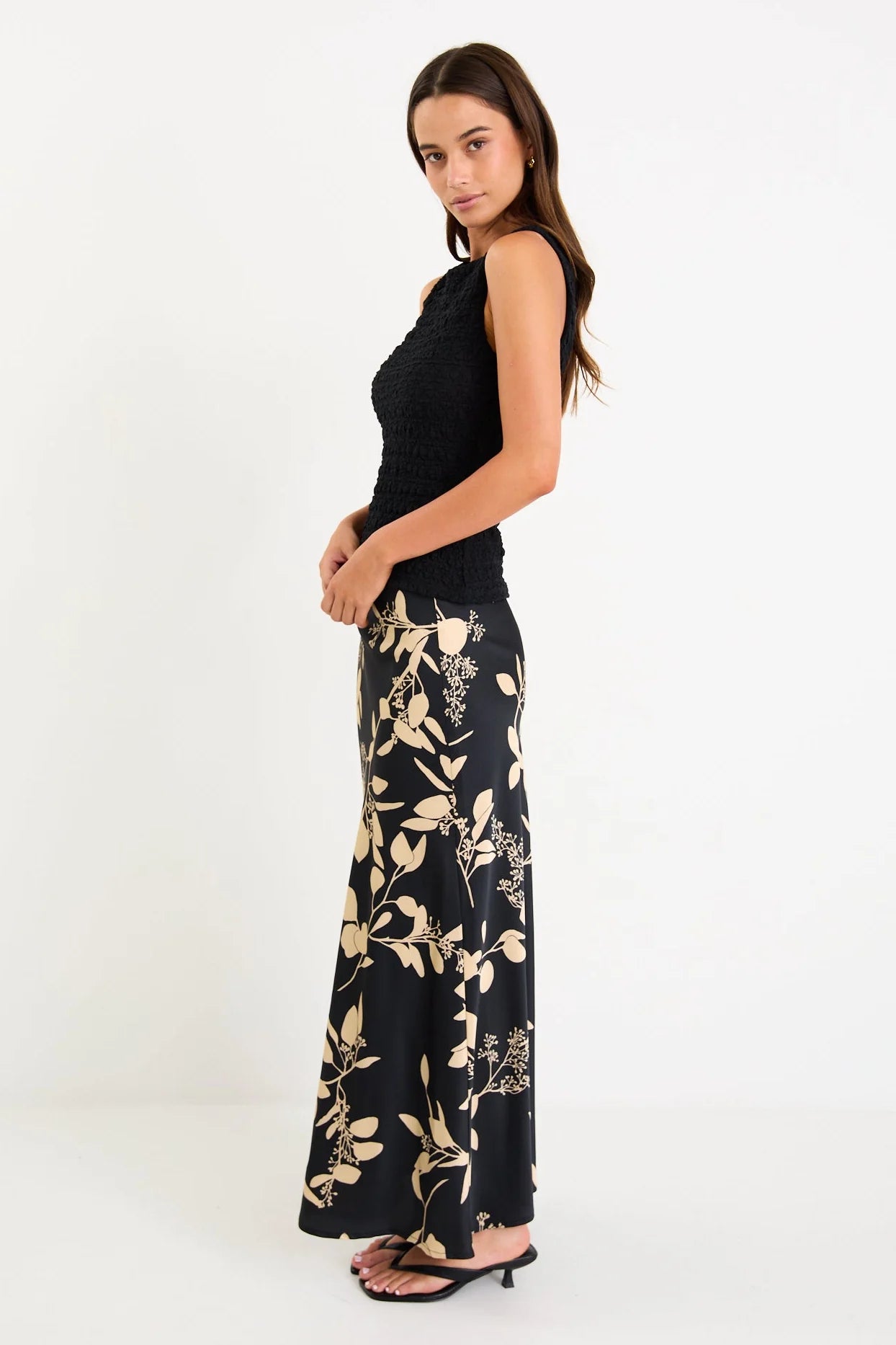 STORIES BE TOLD Prodigy Black Beige Floral Skirt