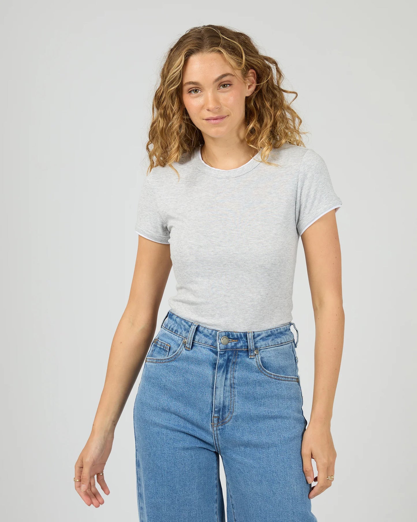 ALL ABOUT EVE aae Layers Tee Grey/White