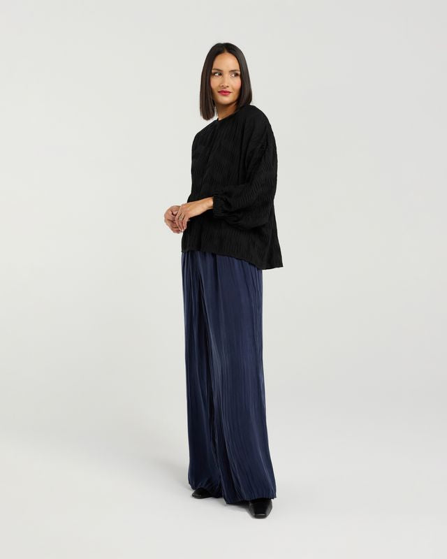 ET ALIA Aura Top Black Noir Pleat