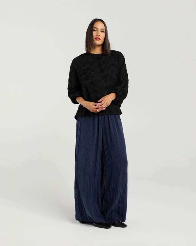 ET ALIA Aura Top Black Noir Pleat