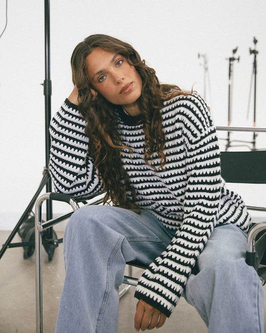 SILENT THEORY Bambi Knit Black/White
