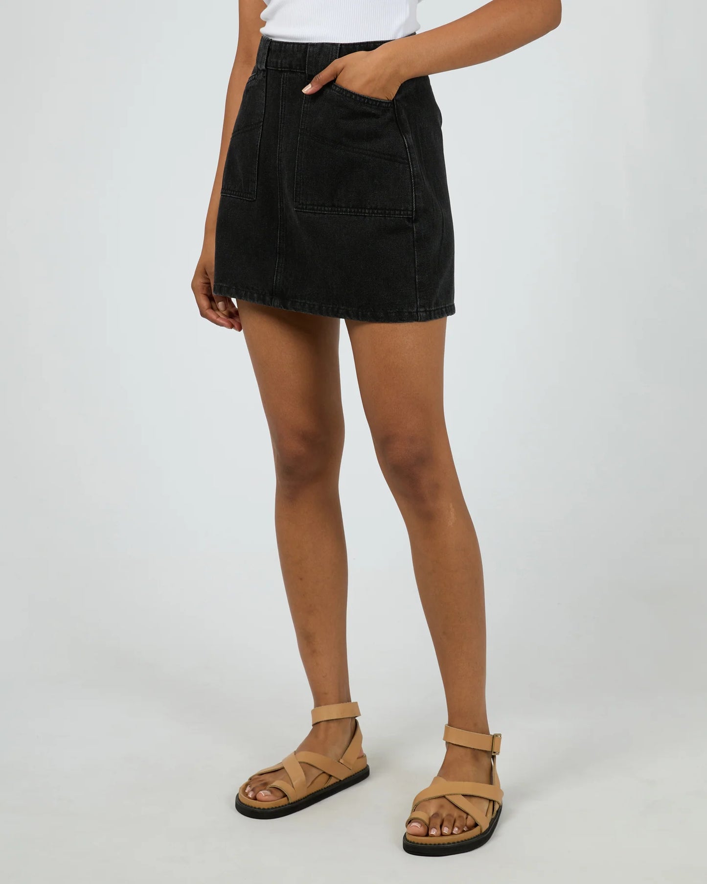 ALL ABOUT EVE Becca Skirt Washed Black