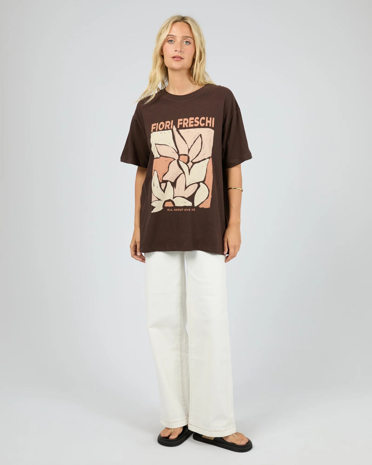 ALL ABOUT EVE Fiori Freschi Relaxed Tee Chocolate Brown