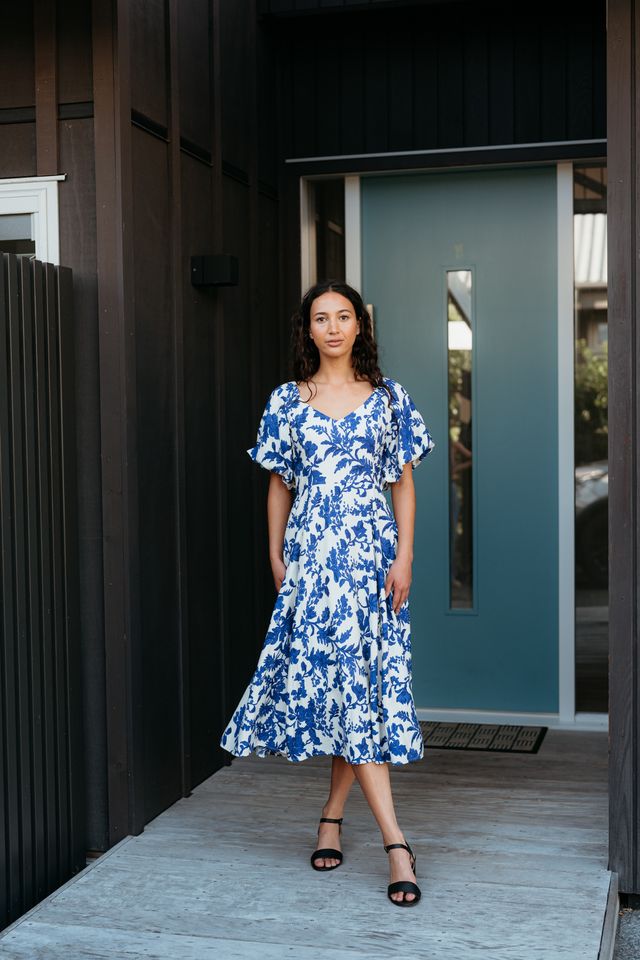 SEDUCE Gabrielle Dress Cobolt Blossom