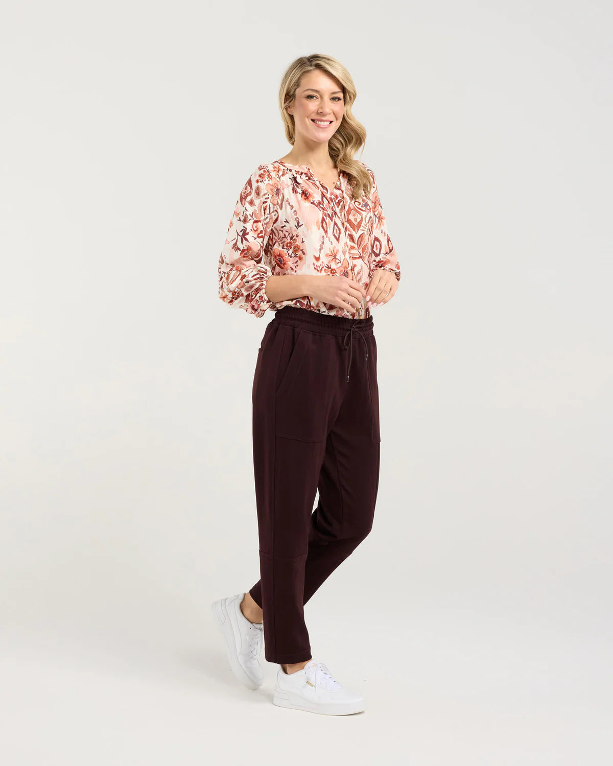 BLACKSTONE Greenwich Panelled Pant Raisin