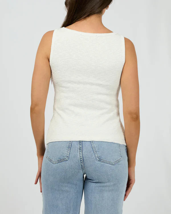 SILENT THEORY Leonie Vest White